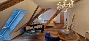 Sisis Loft - Imperial Charm