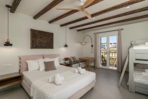 Deluxe Quadruple Room room in Hotel Rigas