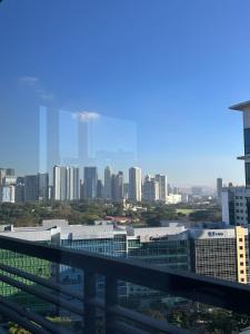 Modern and Slick Condo in Venice near Makati and BGC