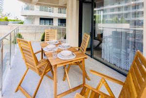 Hubix Suites - Casa del Mar C2