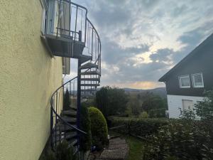 Ferienwohnung Kühl 3 mit Balkon, Sauna und Fitnessraum