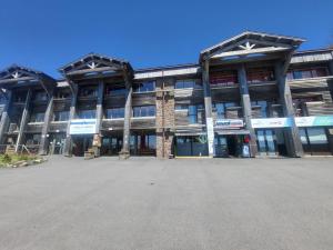 Super-Besse Appartement 4 personnes avec piscine et sauna dans la résidence