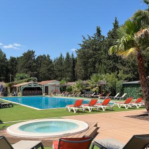 Campings La Vallee De Taradeau : photos des chambres
