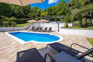 Villa Garden Apartment with Pool Opatija