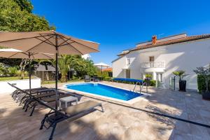 Villa Garden Apartment with Pool Opatija