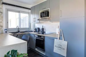 LA PALMERAIE joyeux studio avec balcon, à deux pas de la Banane