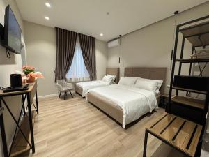 Rooms at Mimosa Street