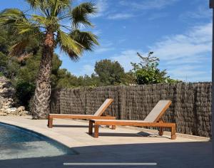 CASA CON JARDIN, SAUNA, PISCINA PRIVADA y NATURALEZA CERCA DE BARCELONA