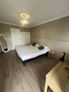 Hotels Manoir de Moellien, The Originals Relais : photos des chambres