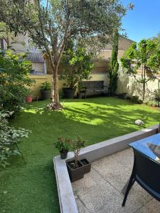 duplex design, calme, au vallon des auffes, bord de mer