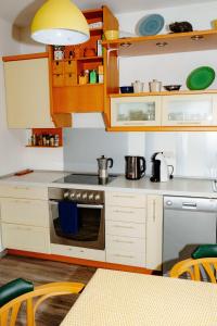 Comfy and central with bikes