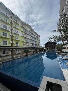 JNest Cozy Condo Bldg A 215