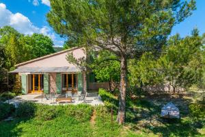Maisons de vacances Villa sur 1 hectare 15 Personnes GORDES & ROUSSILLON : photos des chambres