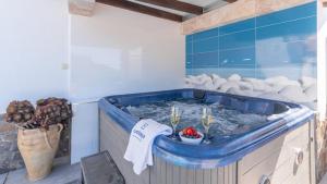 Villa Javier Sayalonga by Ruralidays