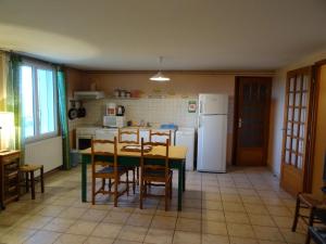 Appartements L-Azeuil : Appartement 2 Chambres