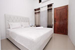 Sandi Guest House Syariah by Sinergi