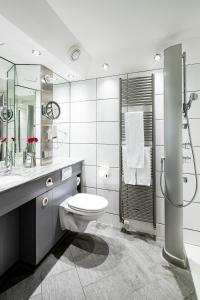 Single Room with Shower room in Hotel Roth am Strande