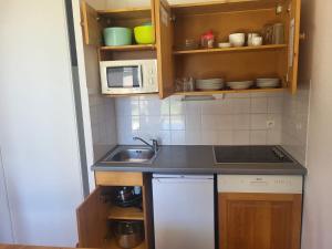 Super-Besse Appartement 4 personnes avec piscine et sauna dans la résidence