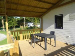 Maisons de vacances Camping 3 etoiles - Piscine - eehafa : photos des chambres