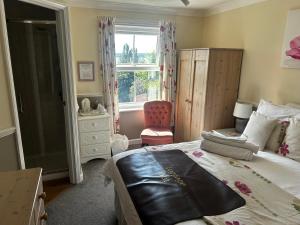 Double Room with Private Bathroom room in amber house hotel