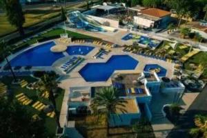 Campings Camping 4 etoiles - Parc aquatique - eehhd0 : photos des chambres