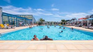 Campings Camping 5 etoiles - Parc aquatique - eeibhf : photos des chambres