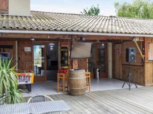 Campings Camping 4 etoiles - Piscine - eehafi : photos des chambres