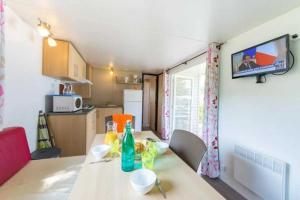 Campings Camping 3 etoiles - Piscine - eecbb0 : photos des chambres