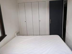 T2 log entier Porticcio 35m piscine-mer-resto 400m