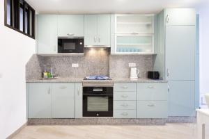 Home2Book Cozy Oceanview Apartment, Mesa del Mar