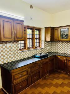 3BHK Spacious Villa near Rajagiri Hospital