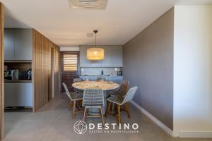 Cobertura Beira-Mar no Barra Bali | 4 Quartos, Varanda Gourmet e Churrasqueira - Destino BSM 418