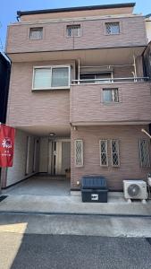 Conveniently located for Tennoji Station, direct access to Kansai Airport, Japanese-style modern 3rooms, convenient shopping