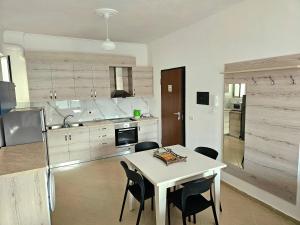 Vlora Beach Apartment Orikum