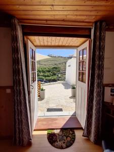 Rustic House on the Beach - Azenhas do Mar