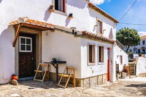 Private, romantic and cozy Room in Azenhas do Mar
