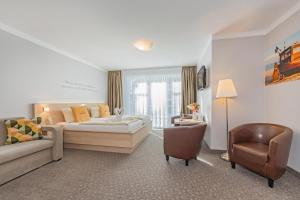 Junior Suite with Pantry Kitchen room in Aparthotel Strandhus