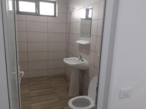 Apartment 1 Apartment 2