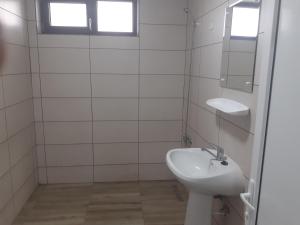 Apartment 1 Apartment 2