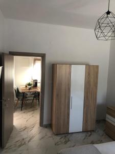 Spacious New apartment near the sea!