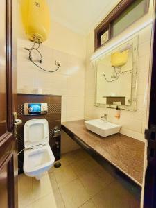 Hotel Jpm luxe - East Of Kailash