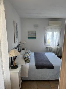 Triple Room with Sea View room in Affittacamere PZeta