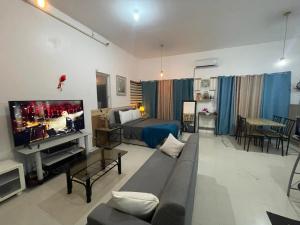 Deluxe studio unit at Modena Town Sq