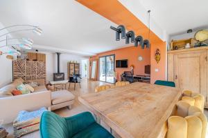 Villas Villa Valeze - Bali pool with Pic-Saint-Loup view : photos des chambres