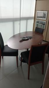 Studio 1009