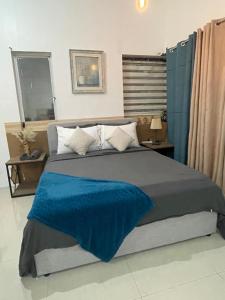 Deluxe studio unit at Modena Town Sq