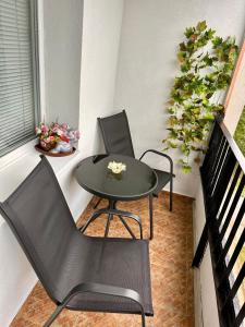 Cozy Home 2 Bedroom apartment