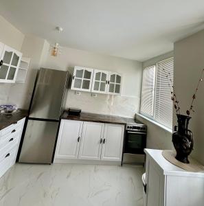 Cozy Home 2 Bedroom apartment