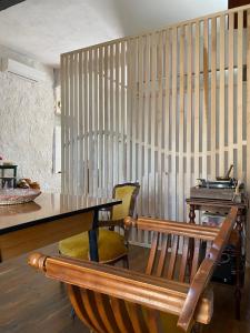 Spacious Studio, lake view and bath