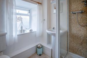 Bullcroft - 6 Bedroom House - Oxwich